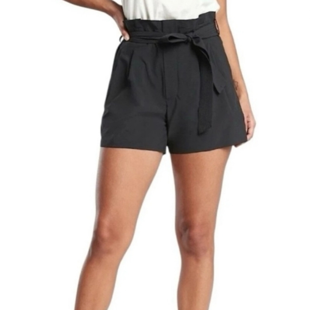 Athleta Black High Waisted Paper Shorts Lightweight Sz 4 Athletic Running